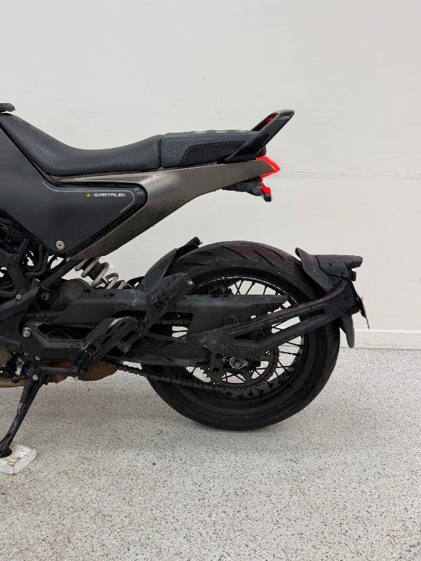 2022 HUSQVARNA SVARTPILEN 401 ROAD