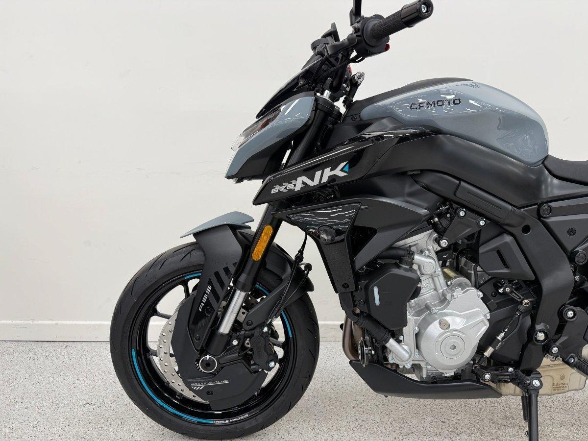 2025 CF MOTO 675NK ABS ROAD