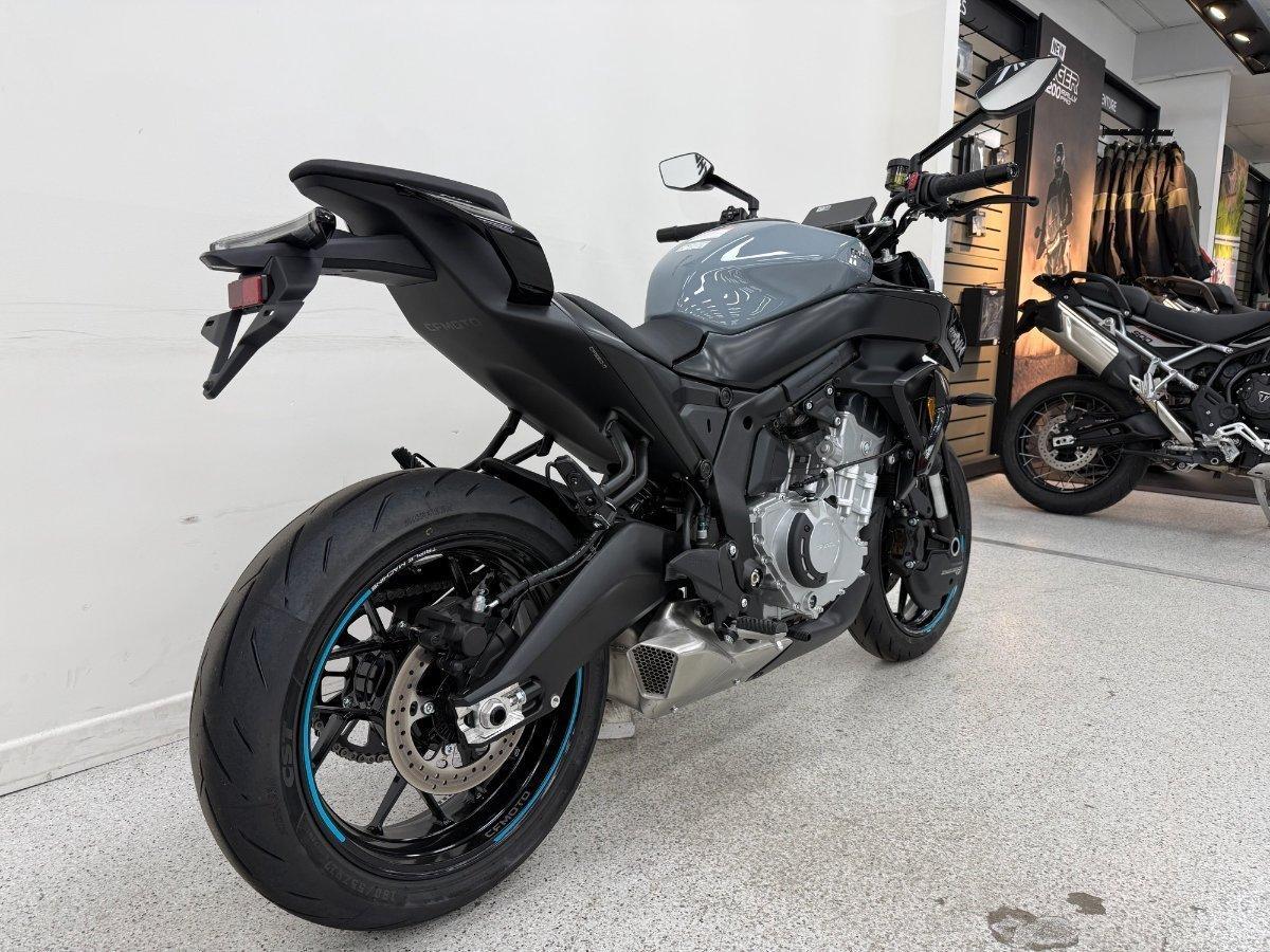 2025 CF MOTO 675NK ABS ROAD