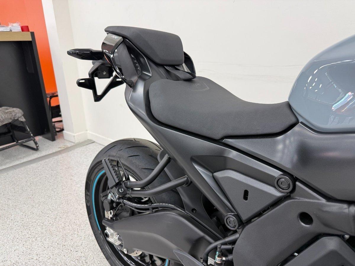 2025 CF MOTO 675NK ABS ROAD