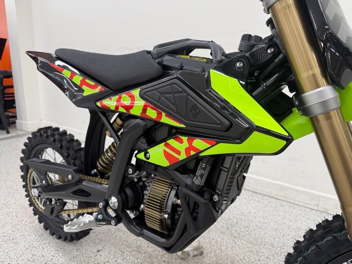2025 SUR-RON HYPER BEE 14/12 TRAIL