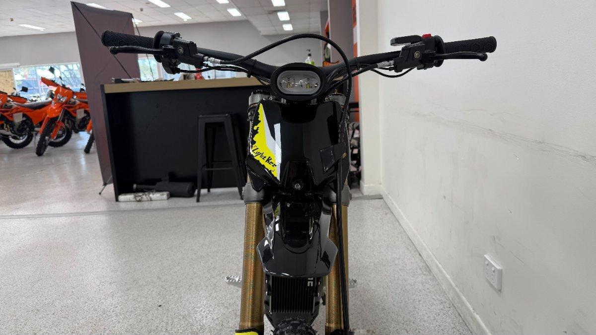 2025 SUR-RON LIGHT BEE X TRAIL