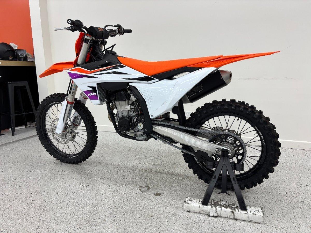 2024 KTM 450 SX-F MOTOCROSS