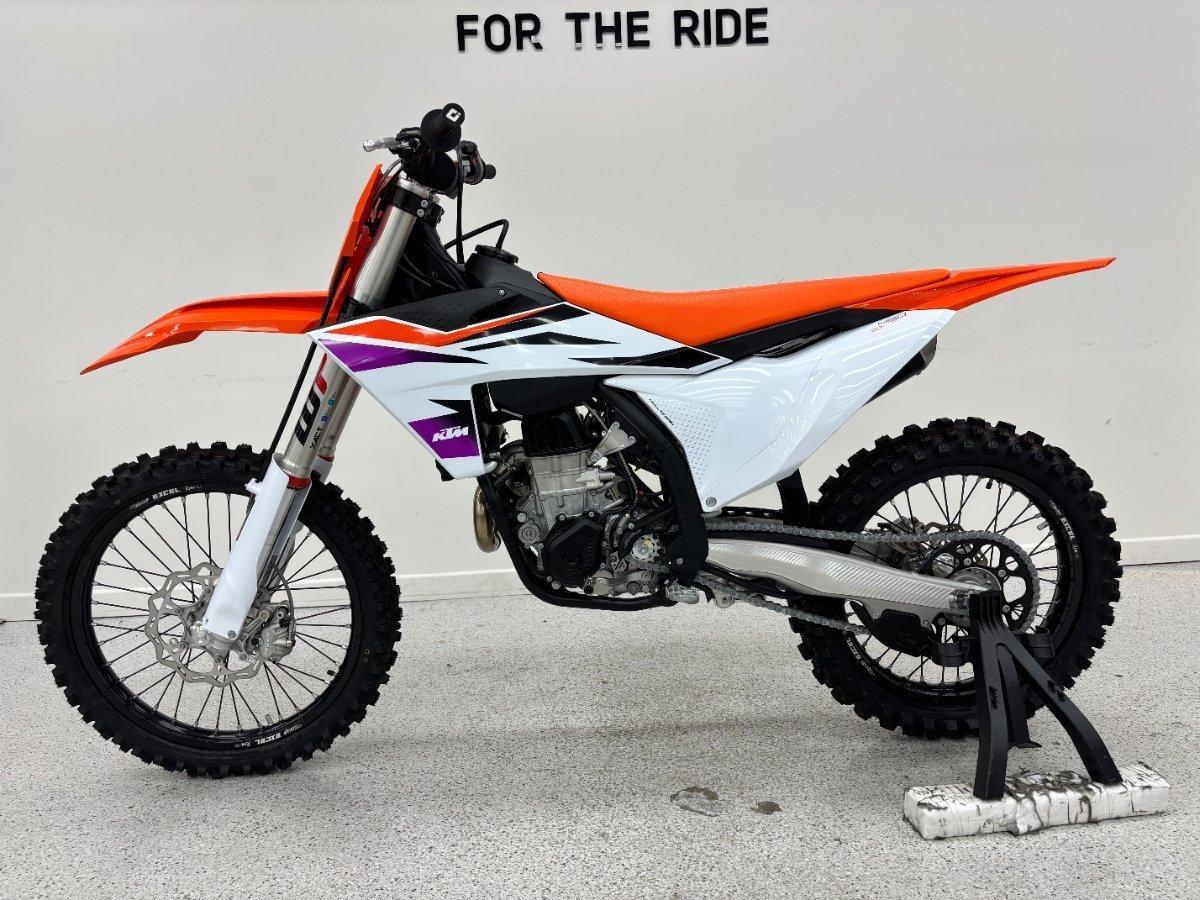 2024 KTM 450 SX-F MOTOCROSS
