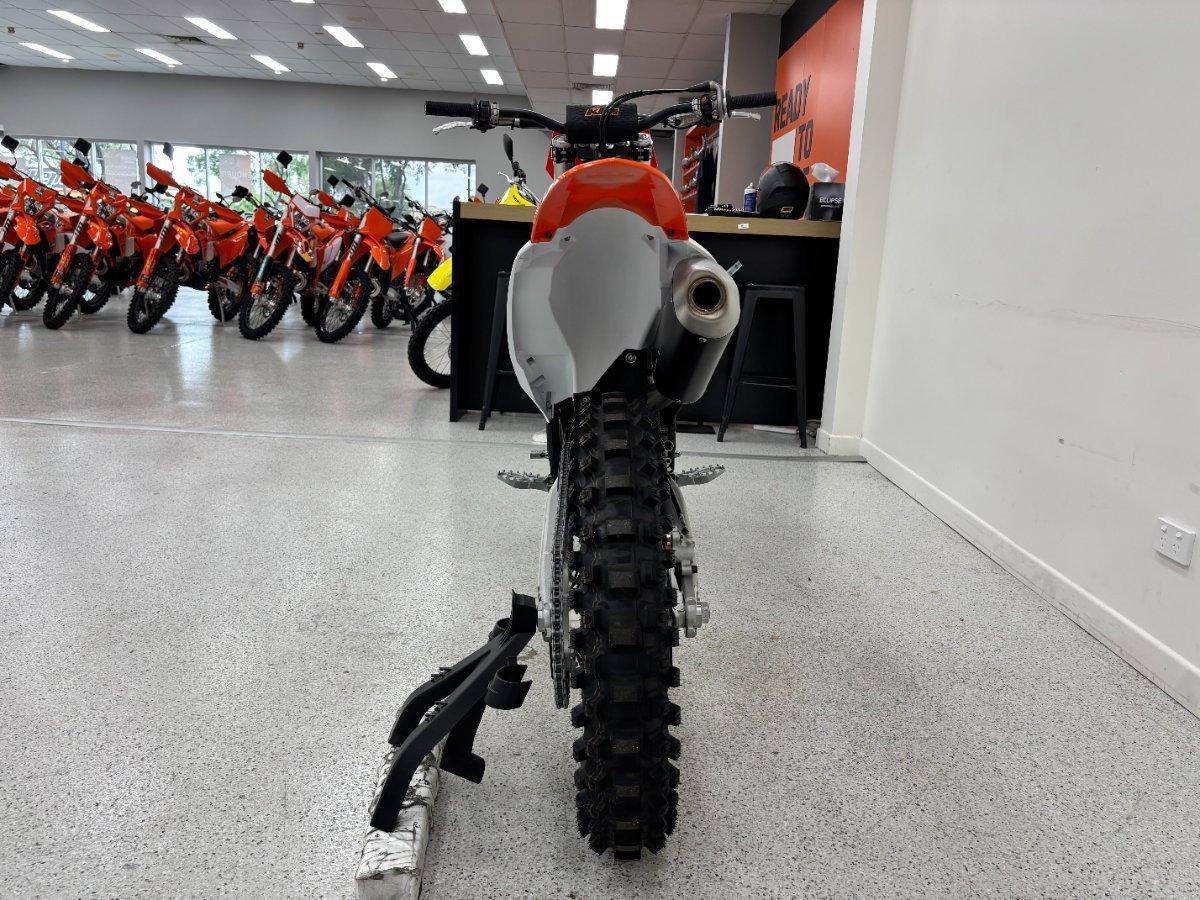 2024 KTM 450 SX-F MOTOCROSS