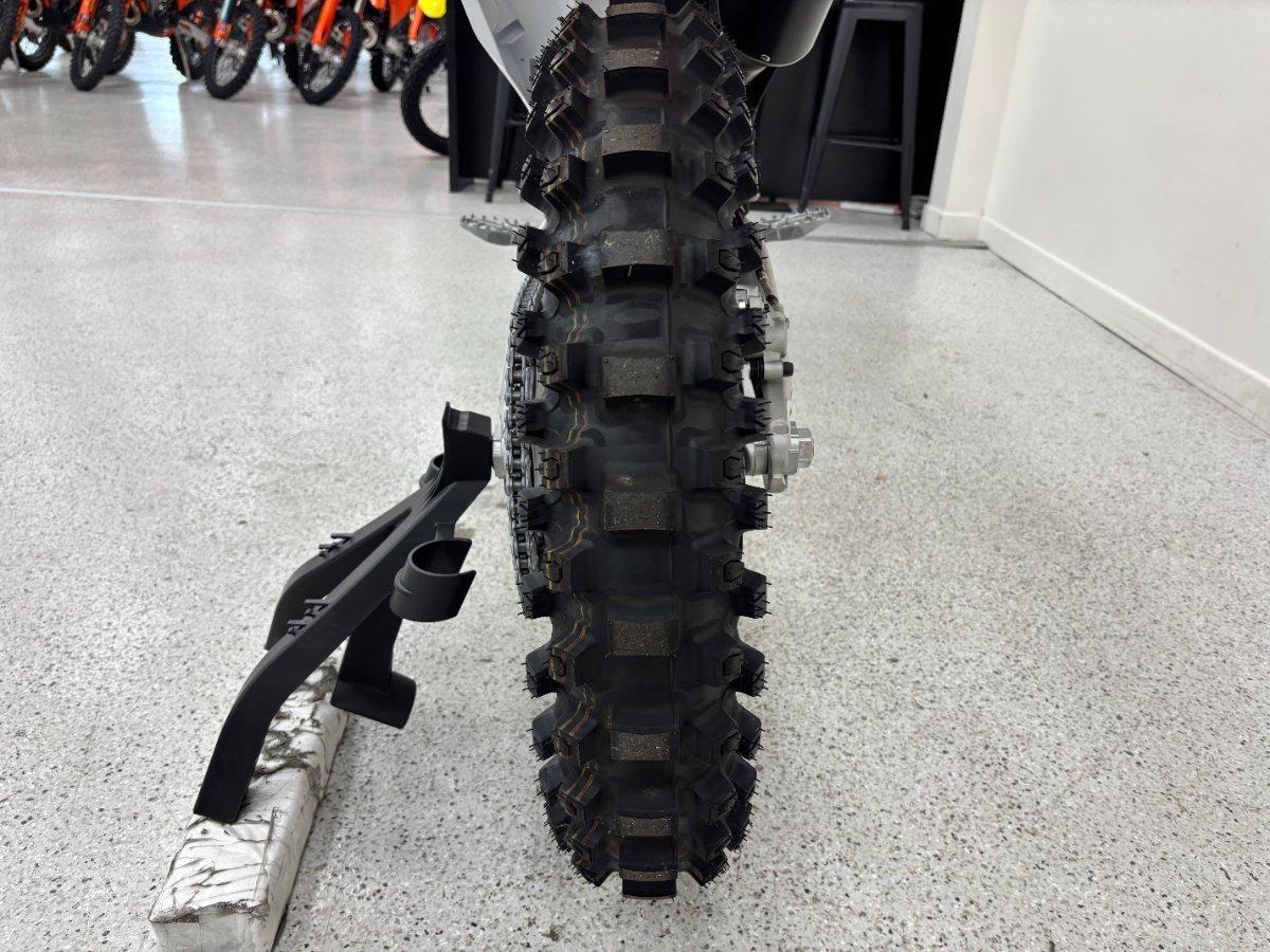 2024 KTM 450 SX-F MOTOCROSS