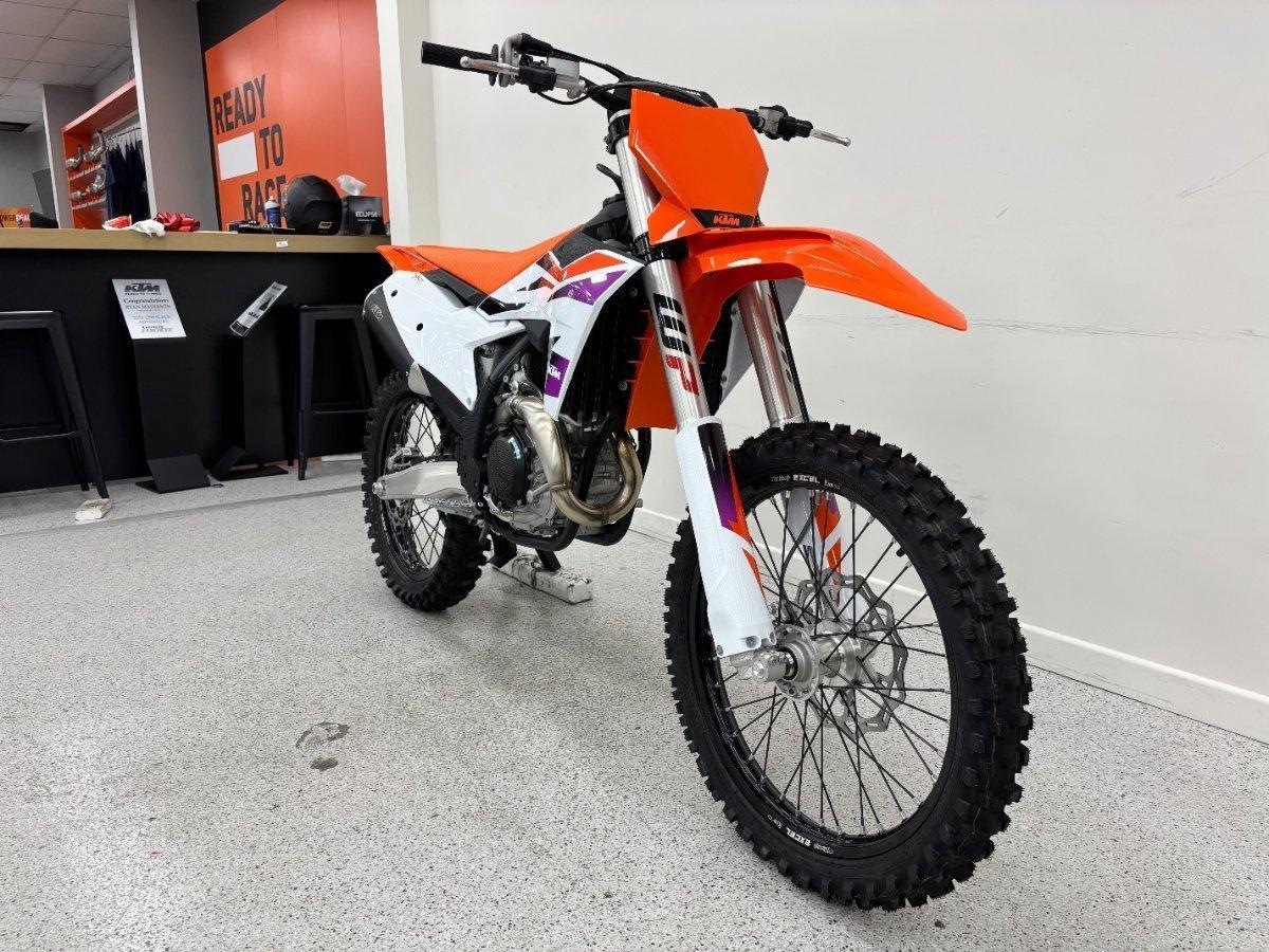 2024 KTM 450 SX-F MOTOCROSS