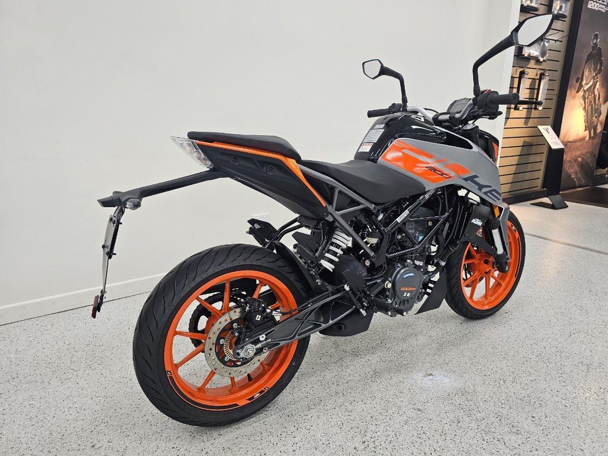 2024 KTM 200 DUKE (ABS) ROAD
