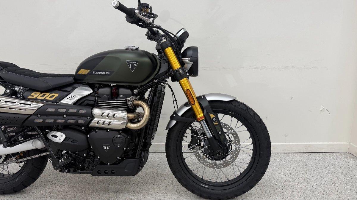 2026 TRIUMPH SCRAMBLER 900 ROAD