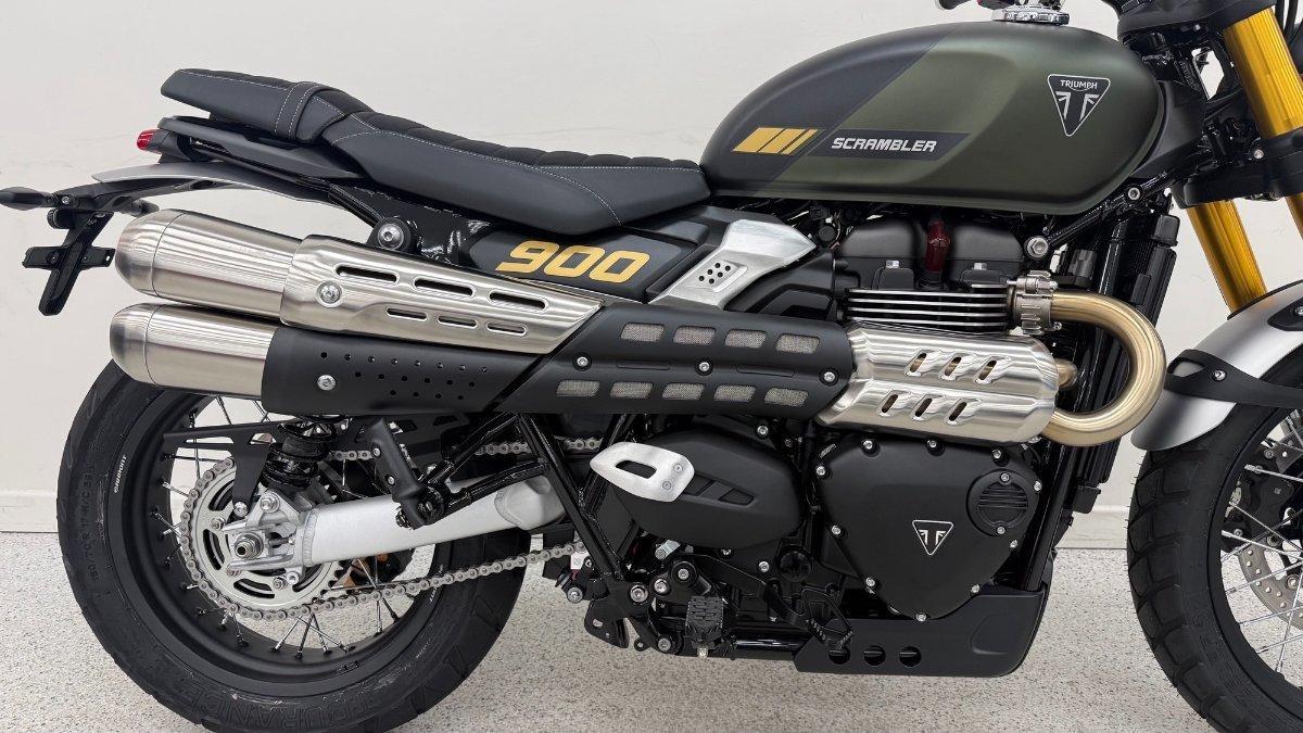 2026 TRIUMPH SCRAMBLER 900 ROAD