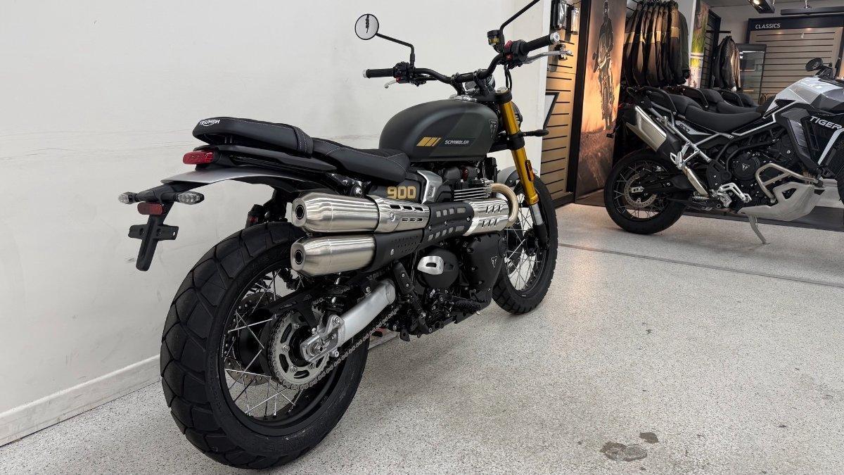 2026 TRIUMPH SCRAMBLER 900 ROAD