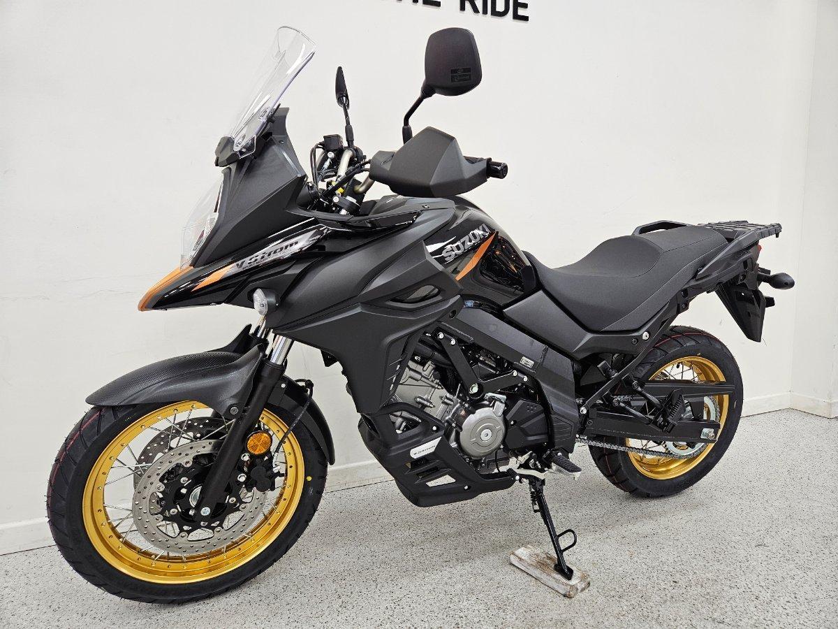 2026 SUZUKI V-STROM 650XT (DL650XA) DUAL SPORTS