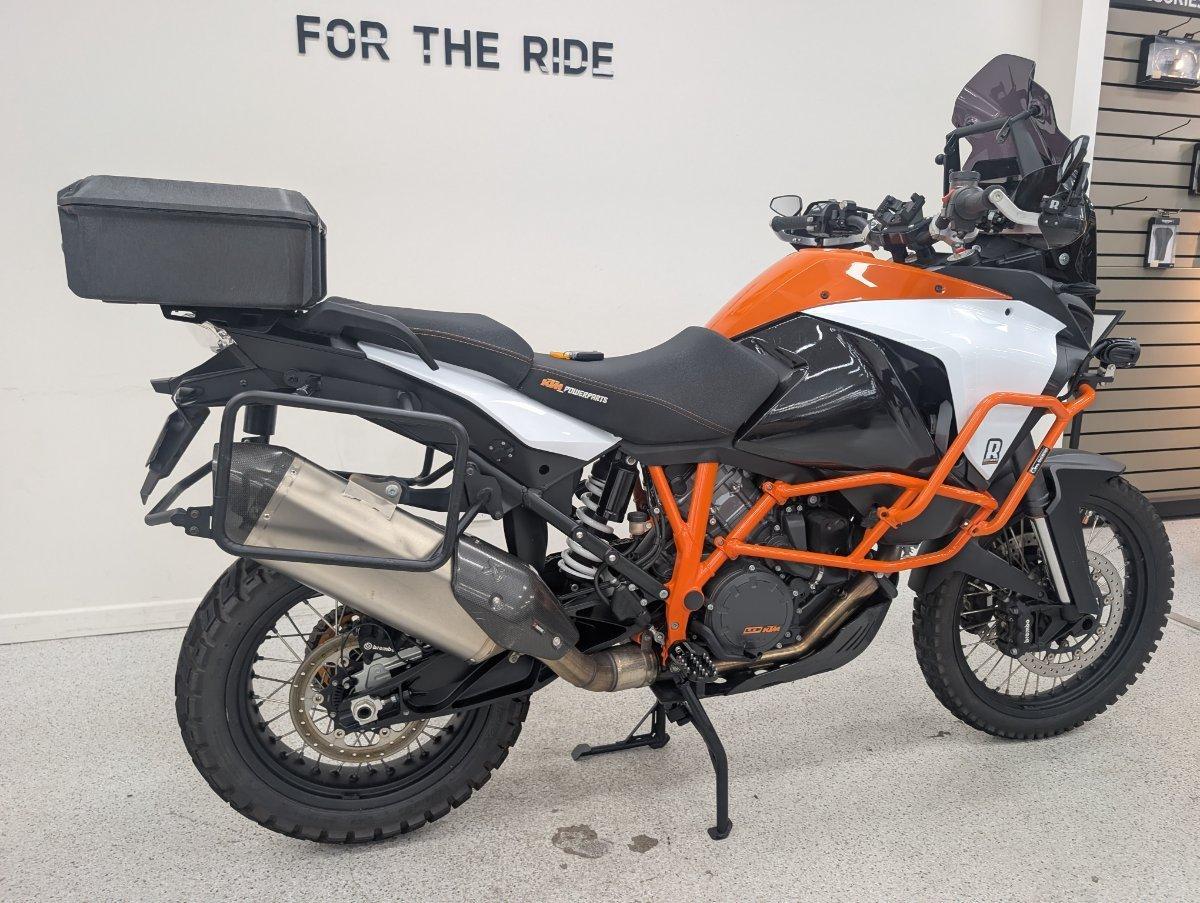 2017 KTM SUPER ADVENTURE R DUAL SPORTS