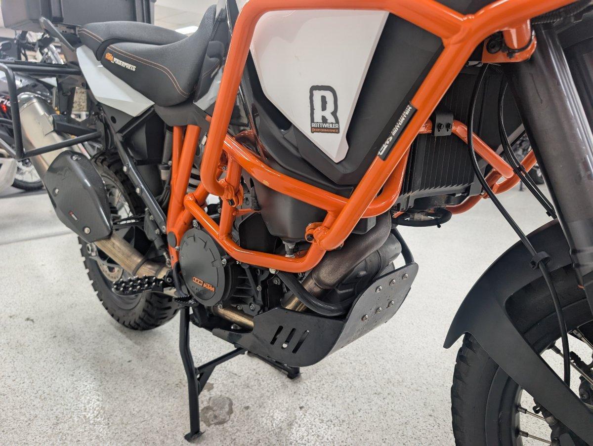 2017 KTM SUPER ADVENTURE R DUAL SPORTS