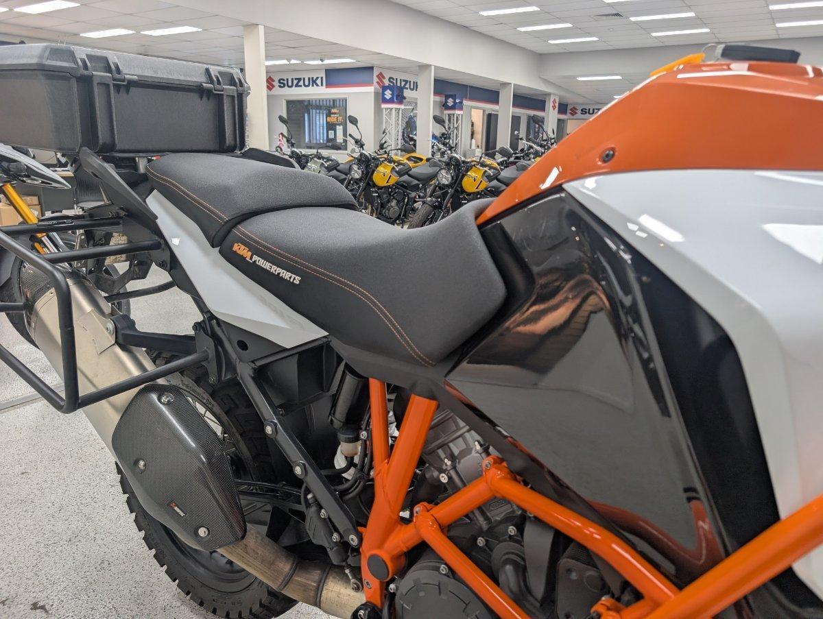 2017 KTM SUPER ADVENTURE R DUAL SPORTS