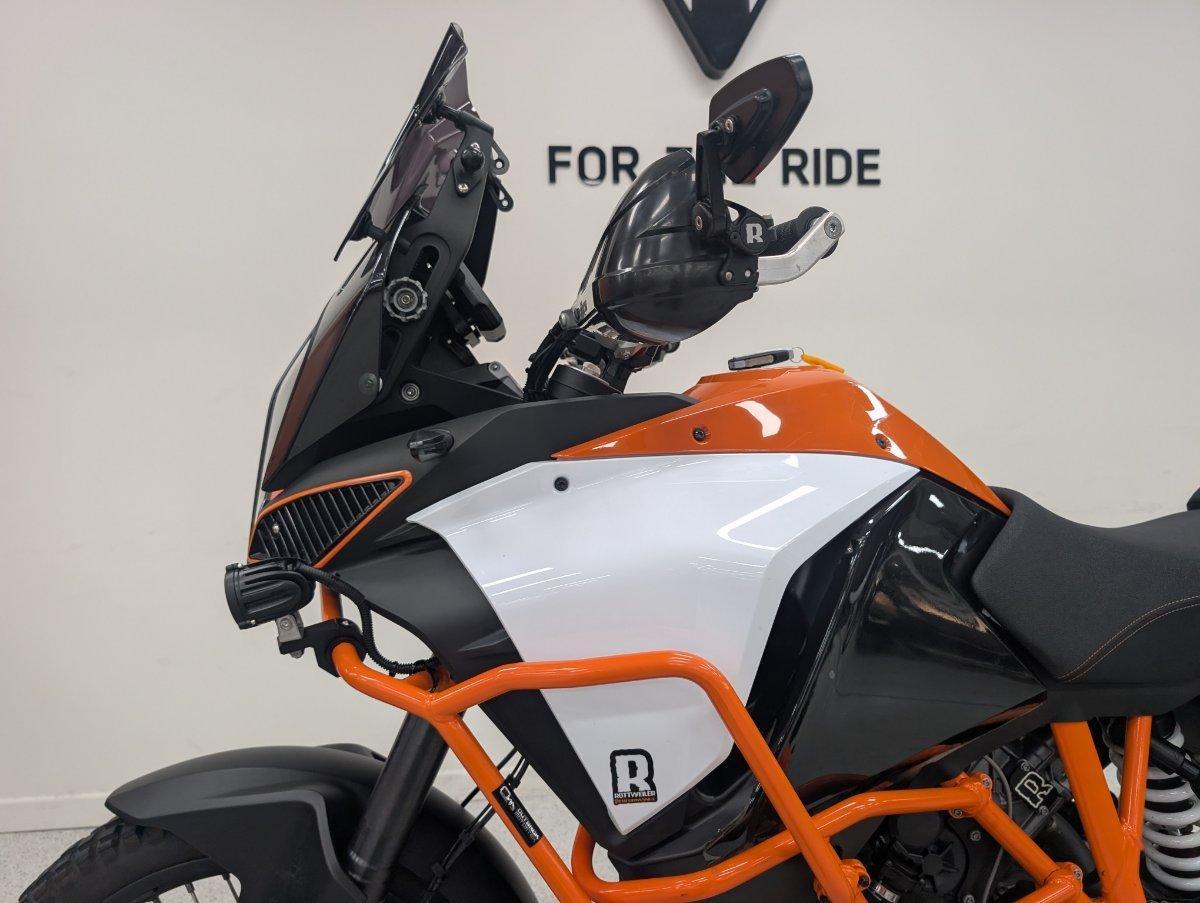 2017 KTM SUPER ADVENTURE R DUAL SPORTS