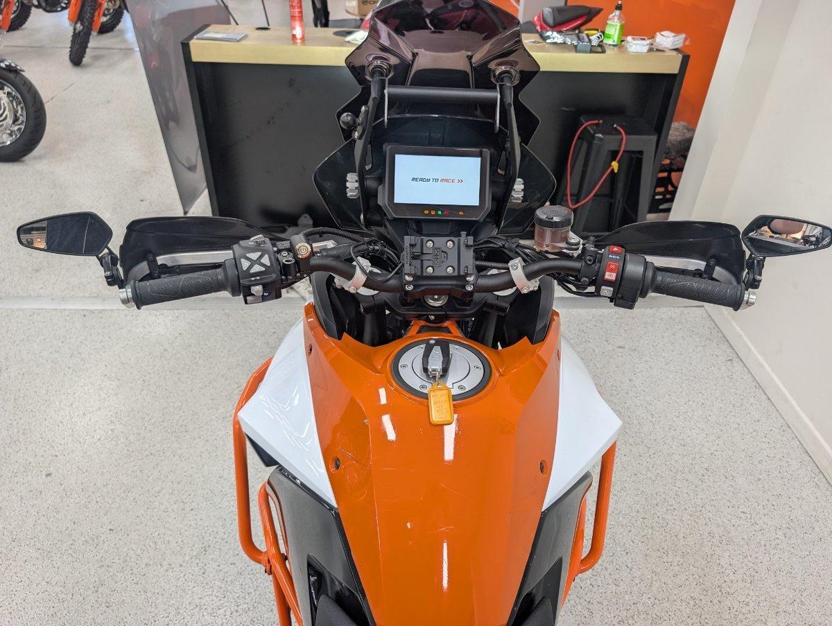 2017 KTM SUPER ADVENTURE R DUAL SPORTS