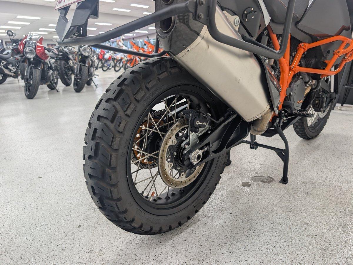 2017 KTM SUPER ADVENTURE R DUAL SPORTS