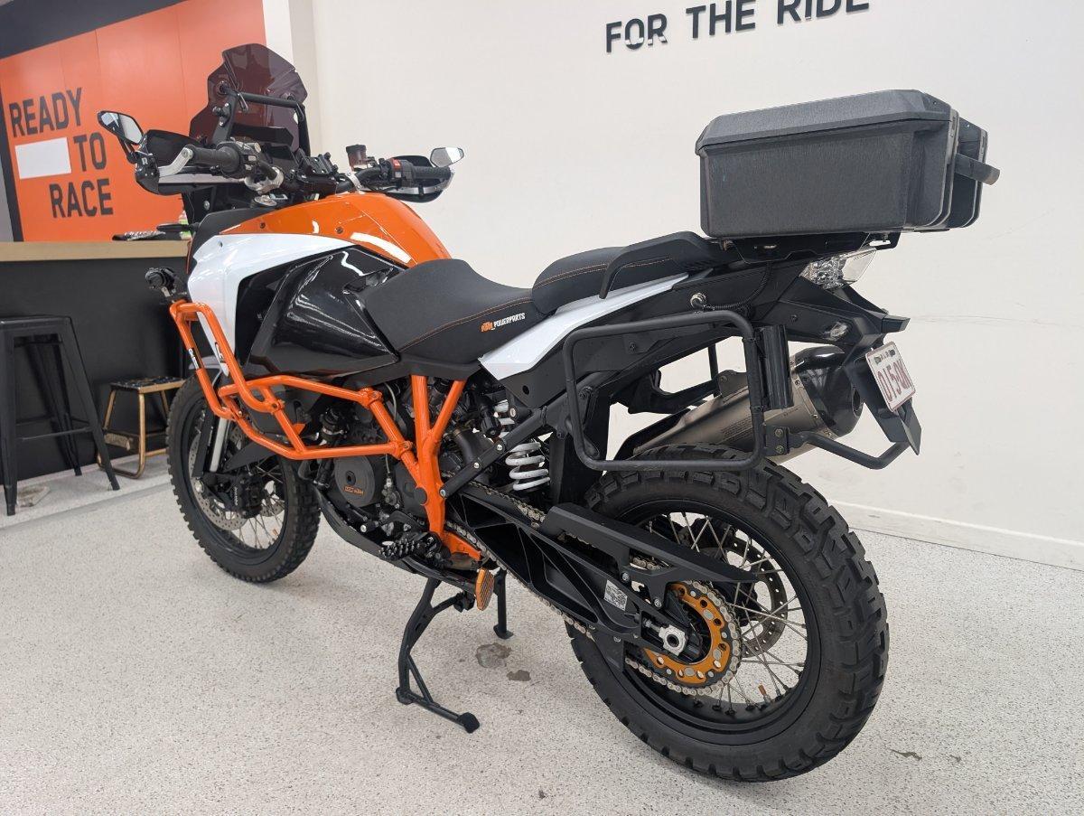 2017 KTM SUPER ADVENTURE R DUAL SPORTS