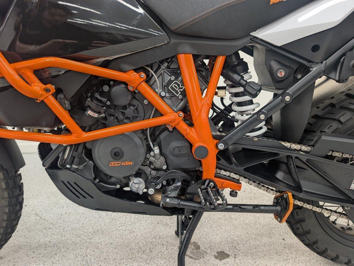 2017 KTM SUPER ADVENTURE R DUAL SPORTS