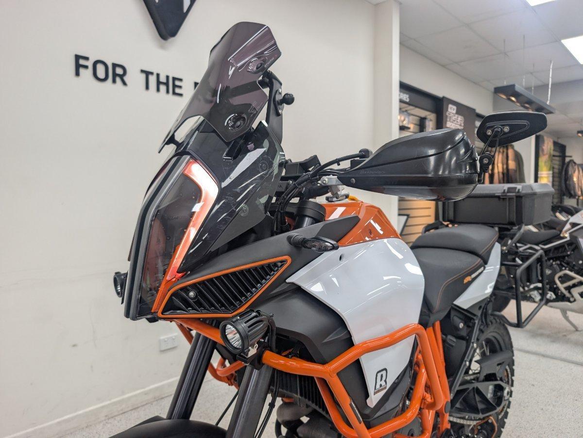 2017 KTM SUPER ADVENTURE R DUAL SPORTS
