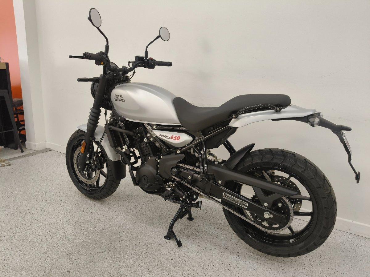 2026 ROYAL ENFIELD GUERILLA 450 ROAD