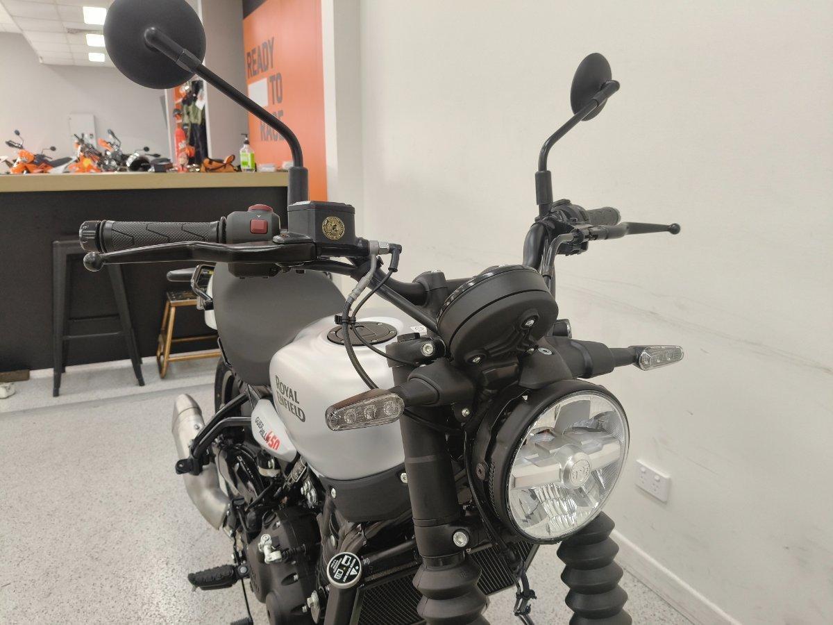 2026 ROYAL ENFIELD GUERILLA 450 ROAD