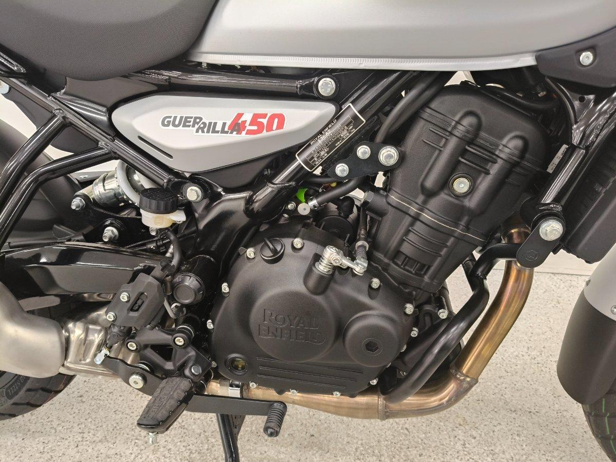 2026 ROYAL ENFIELD GUERILLA 450 ROAD