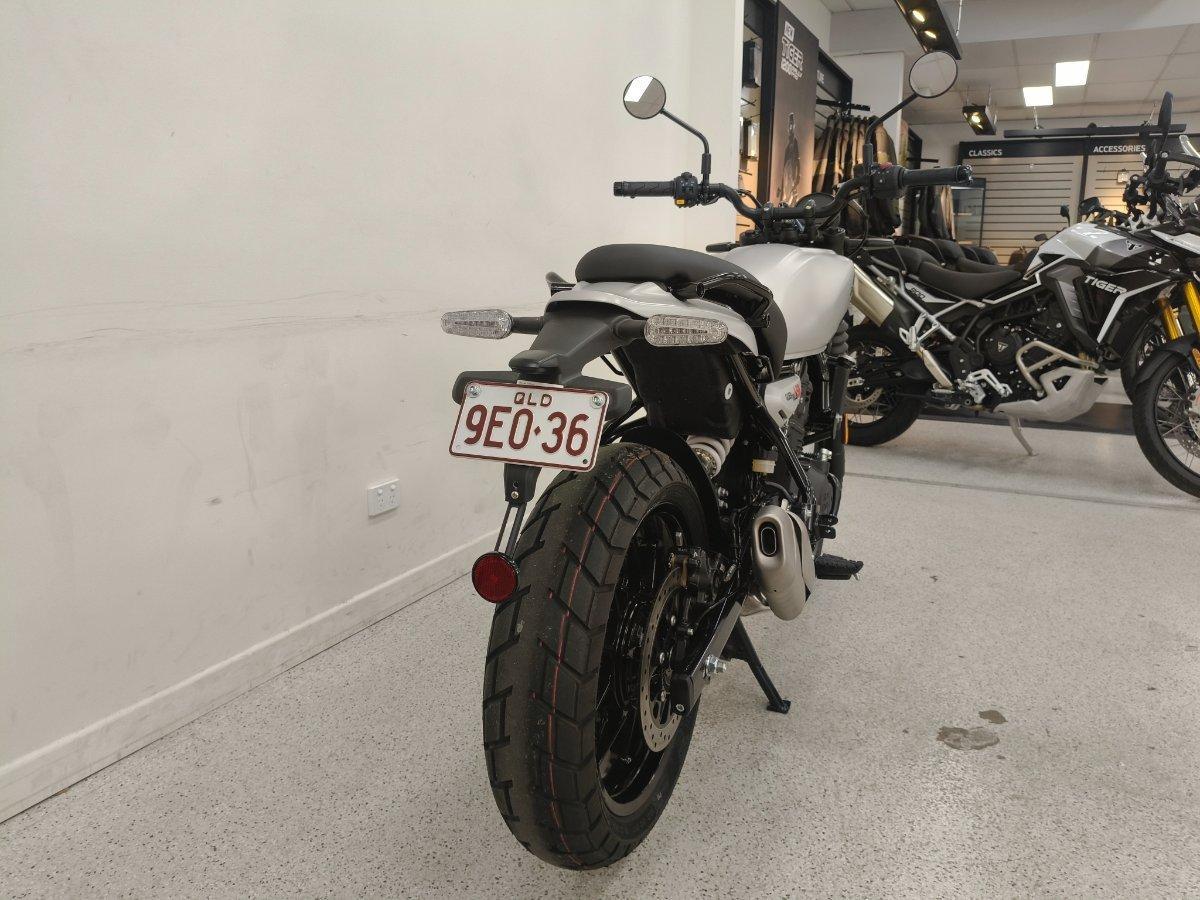 2026 ROYAL ENFIELD GUERILLA 450 ROAD