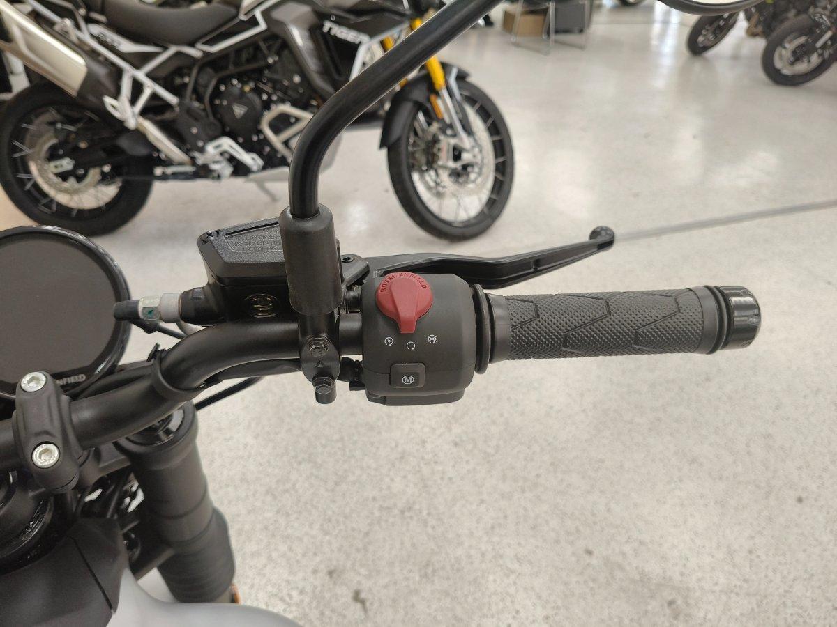 2026 ROYAL ENFIELD GUERILLA 450 ROAD