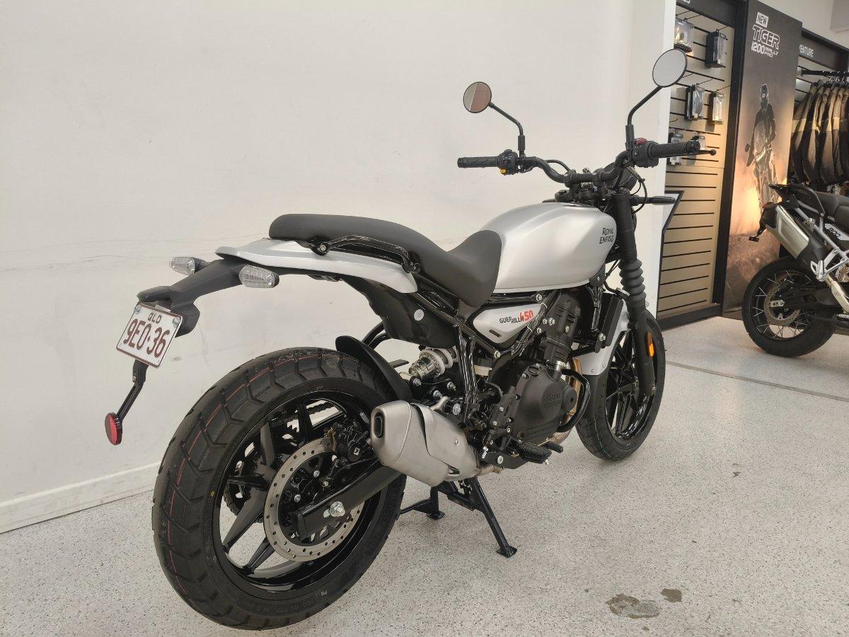 2026 ROYAL ENFIELD GUERILLA 450 ROAD