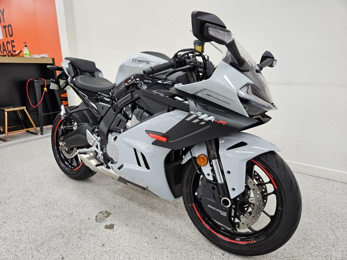 2025 CF MOTO 675 SR-R ABS SPORTS