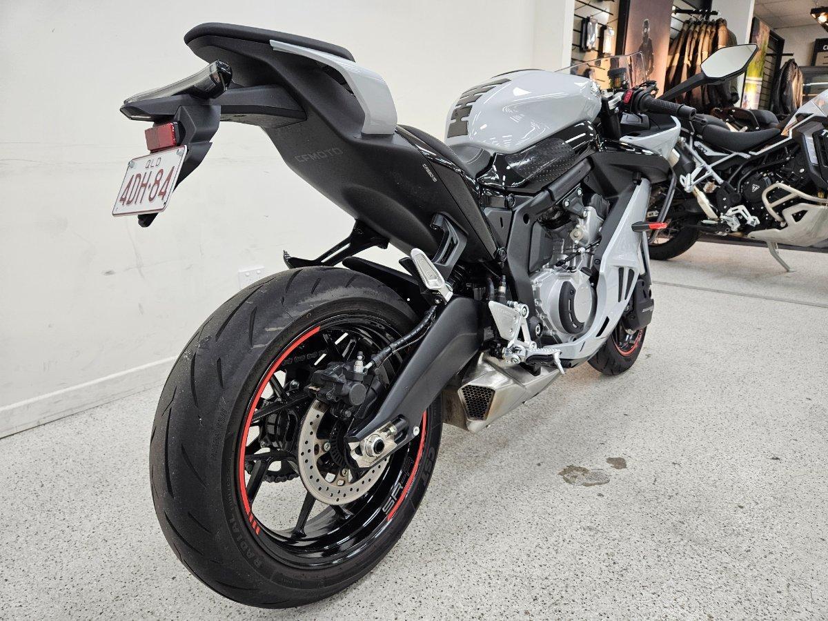 2025 CF MOTO 675 SR-R ABS SPORTS