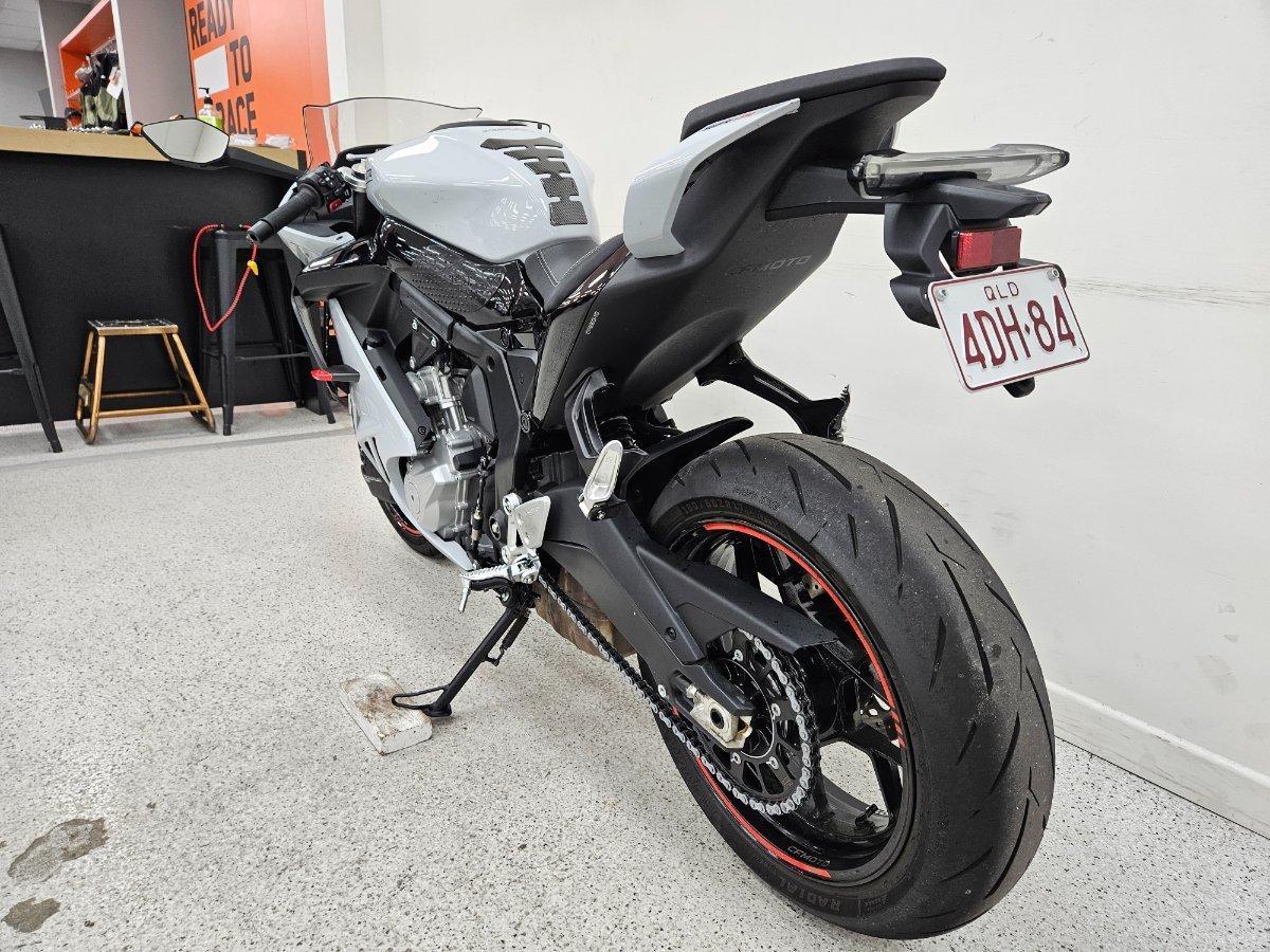 2025 CF MOTO 675 SR-R ABS SPORTS