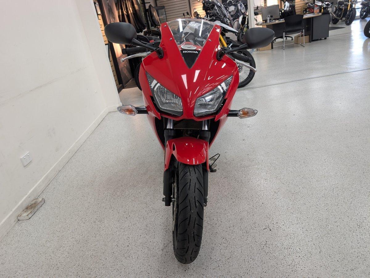 2015 HONDA CBR300R (ABS) ROAD