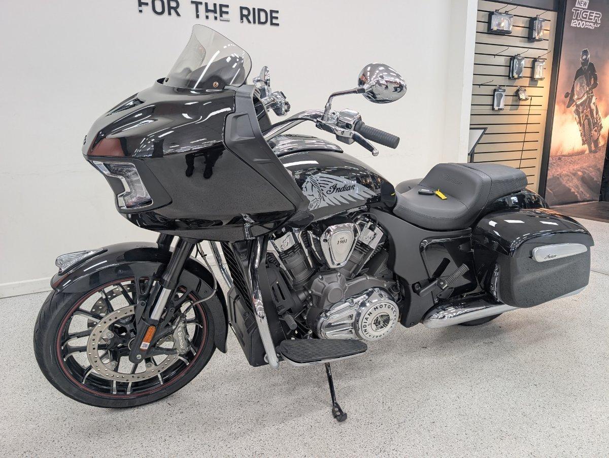 2023 INDIAN CHALLENGER ELITE ROAD