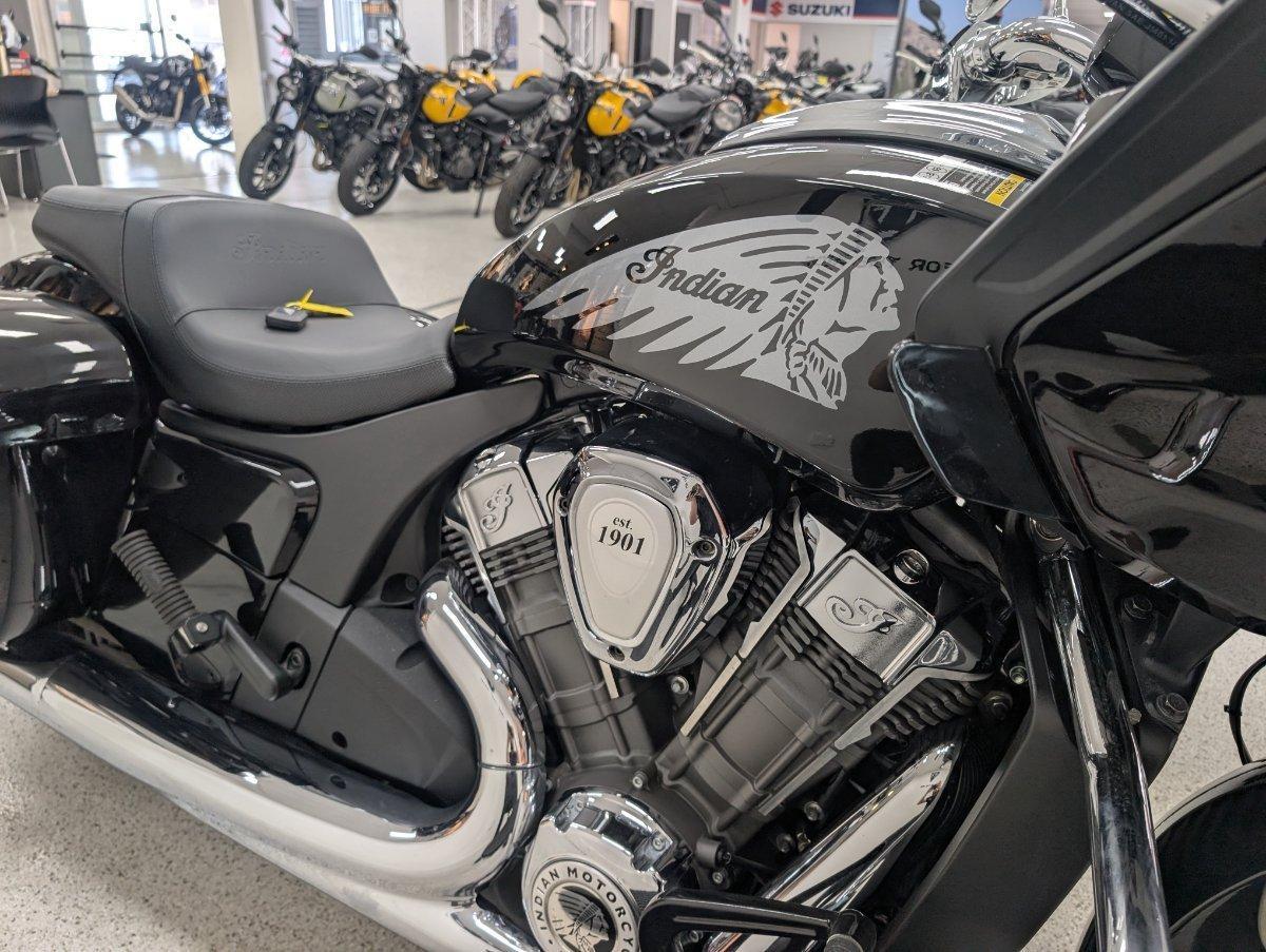 2023 INDIAN CHALLENGER ELITE ROAD