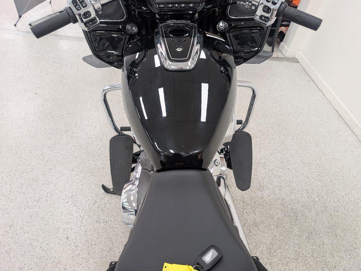 2023 INDIAN CHALLENGER ELITE ROAD