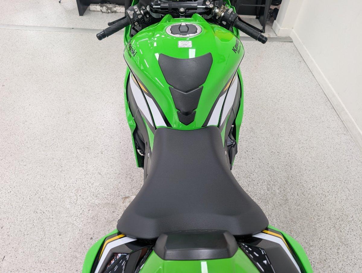 2025 KAWASAKI NINJA ZX-10R SPORTS