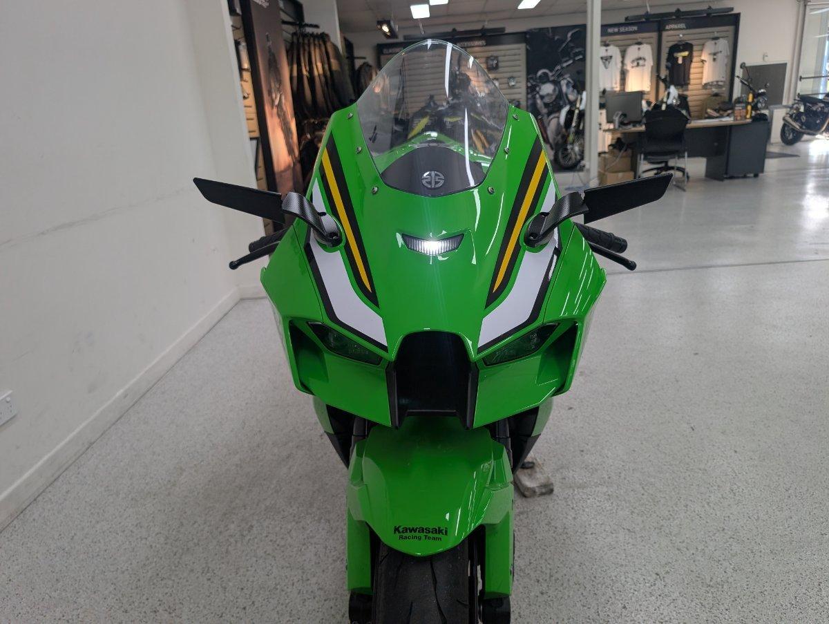 2025 KAWASAKI NINJA ZX-10R SPORTS