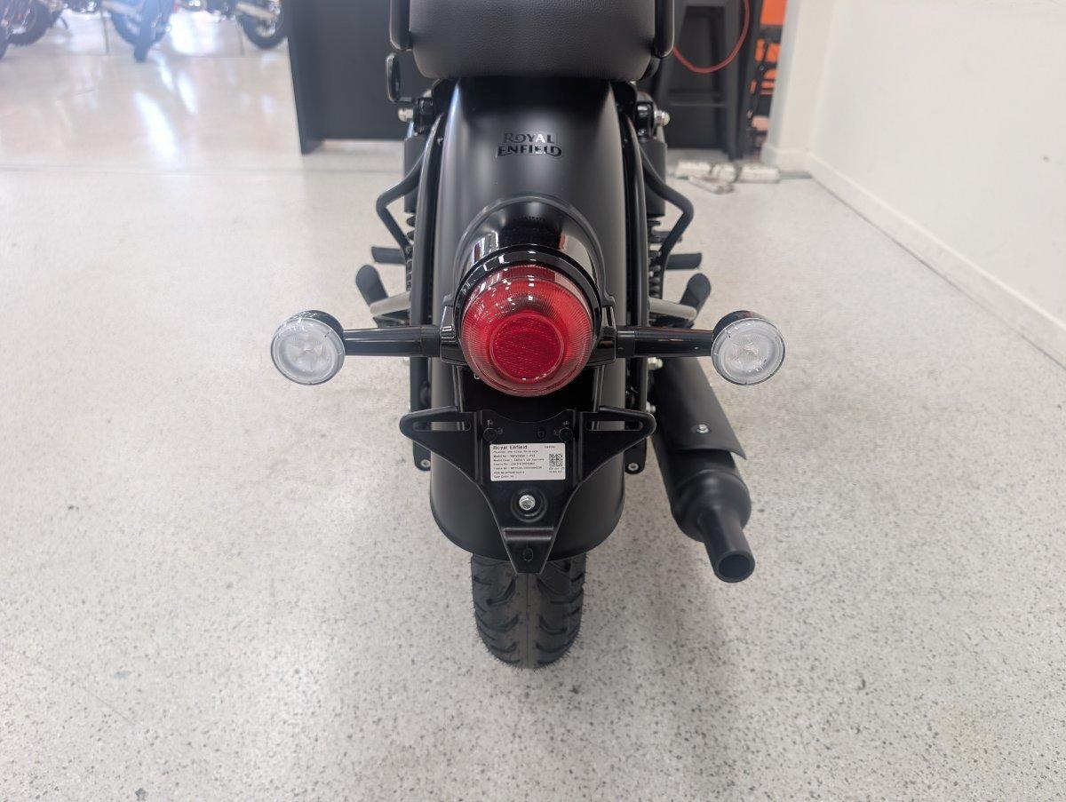 2026 ROYAL ENFIELD CLASSIC 350 DARK ROAD