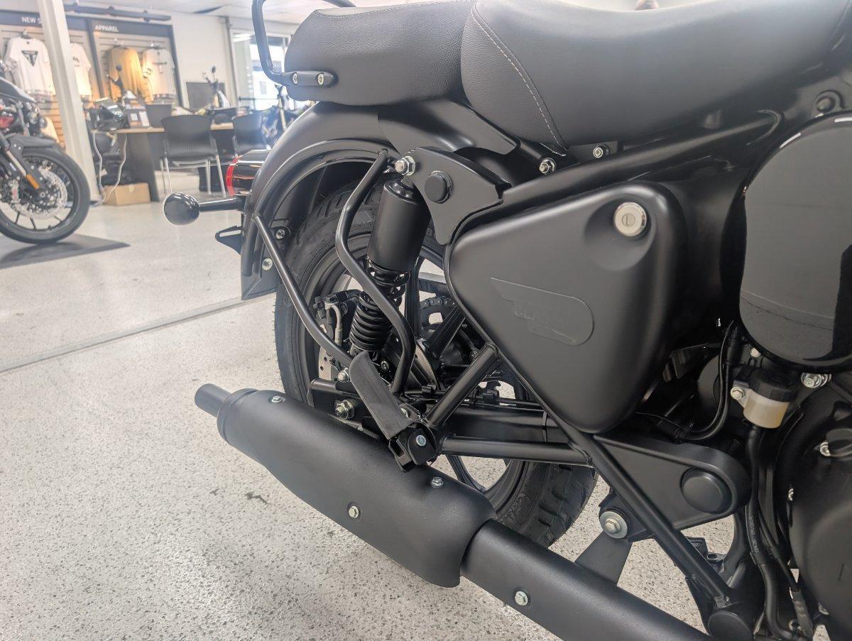 2026 ROYAL ENFIELD CLASSIC 350 DARK ROAD