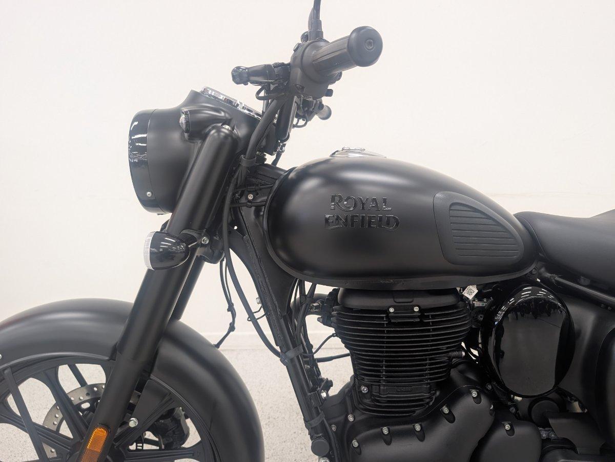 2026 ROYAL ENFIELD CLASSIC 350 DARK ROAD