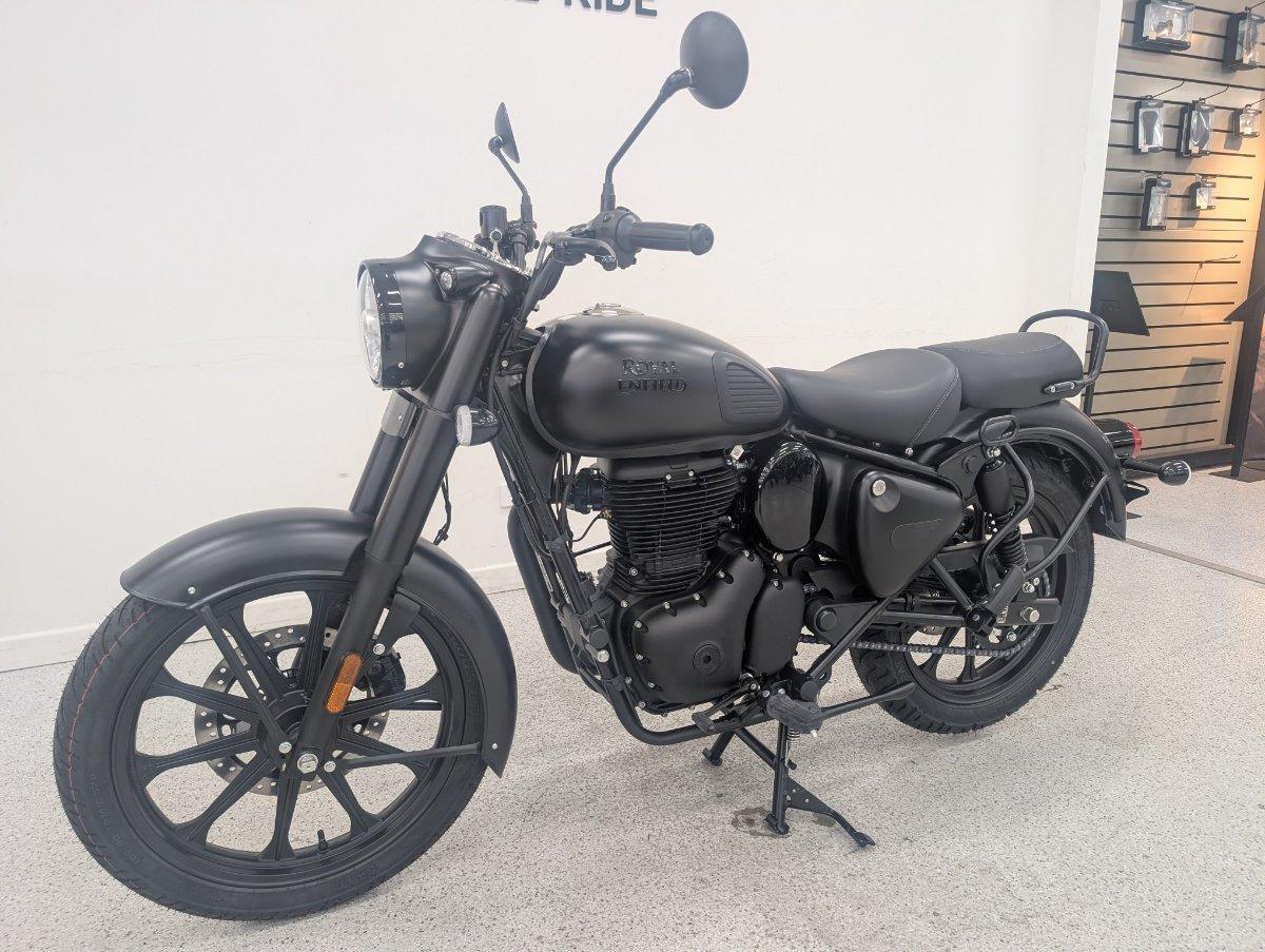 2026 ROYAL ENFIELD CLASSIC 350 DARK ROAD