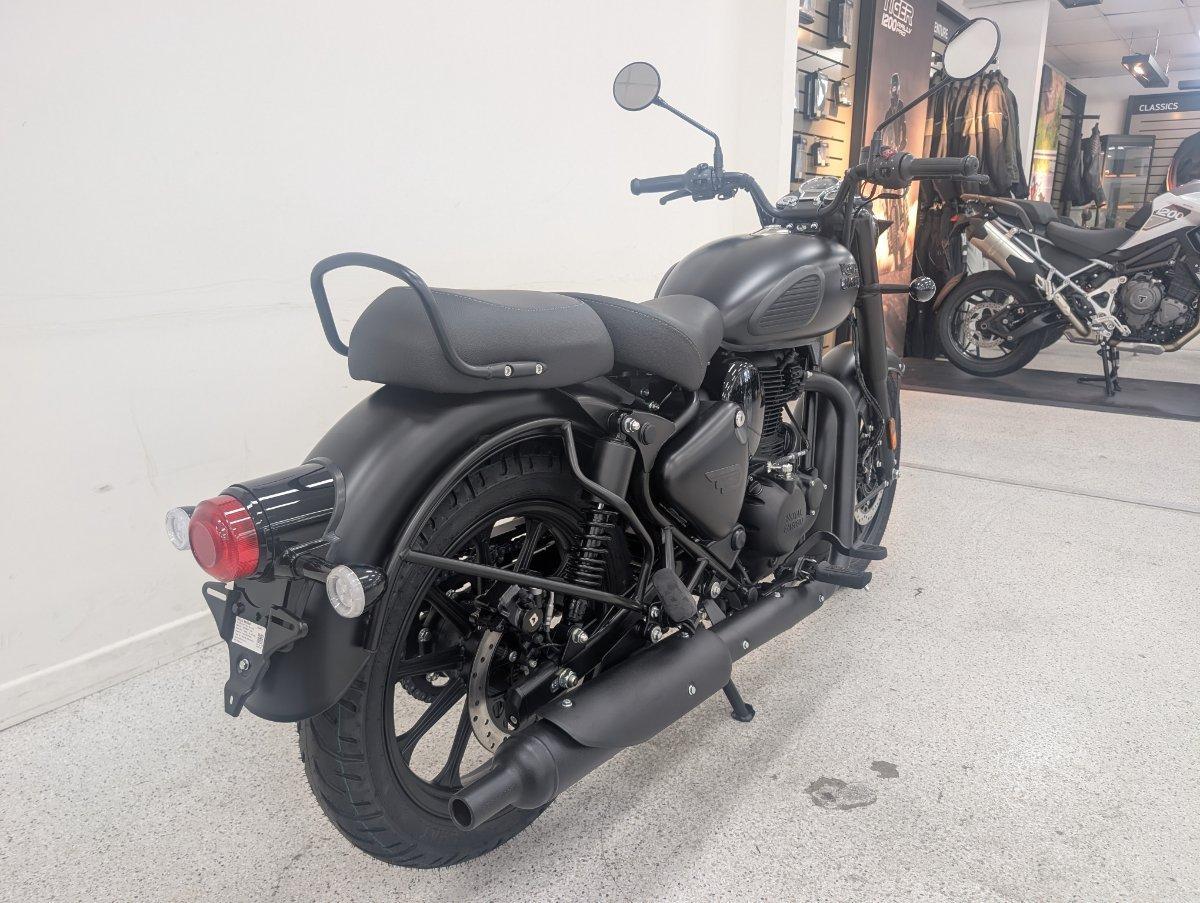 2026 ROYAL ENFIELD CLASSIC 350 DARK ROAD