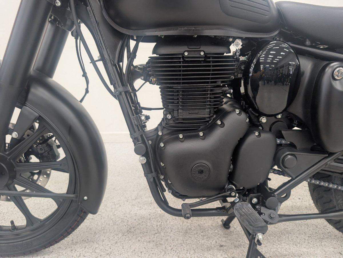 2026 ROYAL ENFIELD CLASSIC 350 DARK ROAD