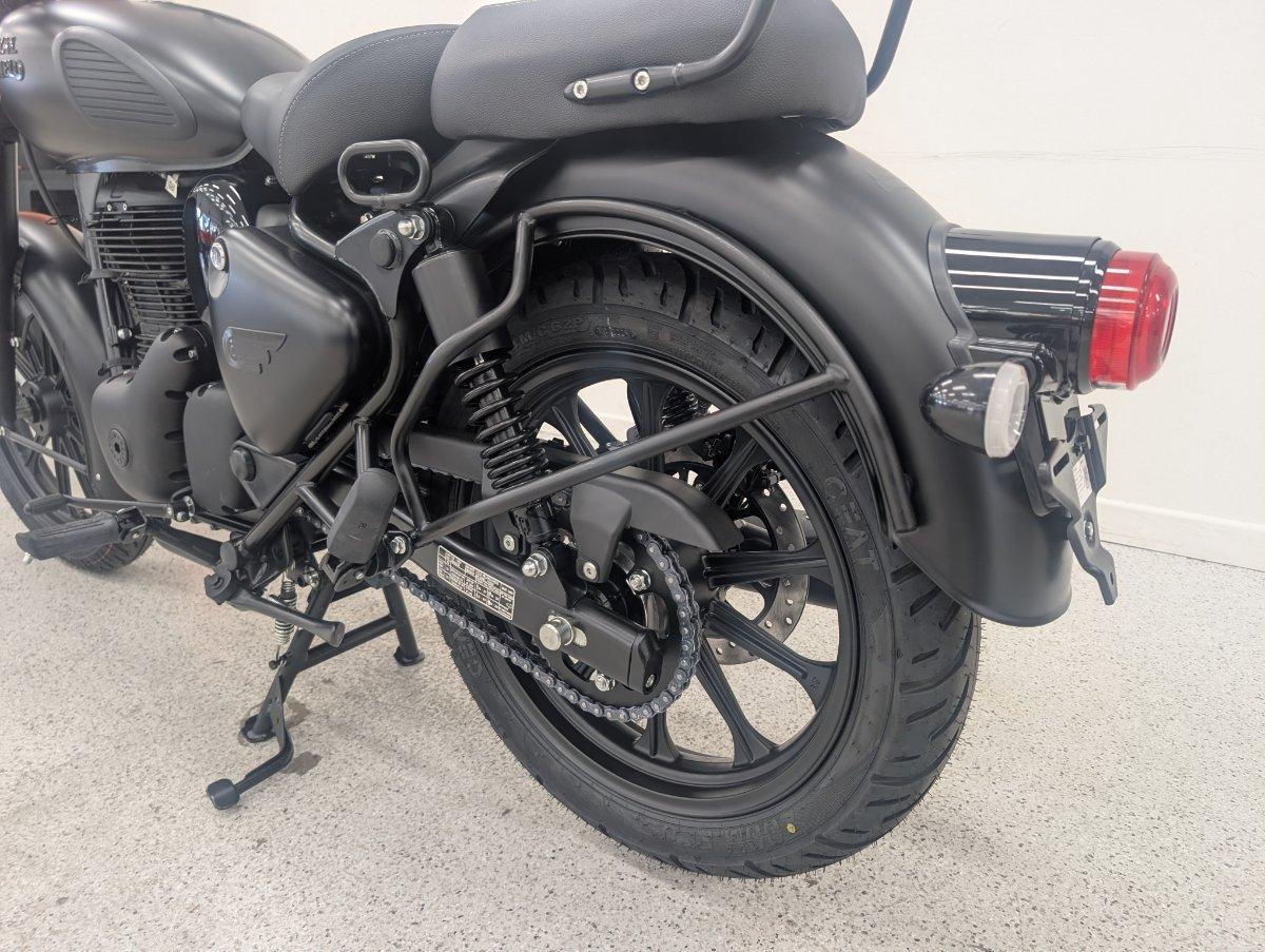 2026 ROYAL ENFIELD CLASSIC 350 DARK ROAD