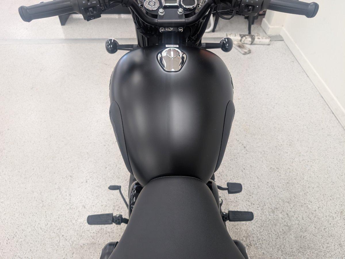 2026 ROYAL ENFIELD CLASSIC 350 DARK ROAD