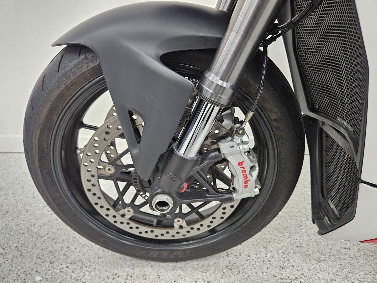 2022 DUCATI STREETFIGHTER V4 SPORTS