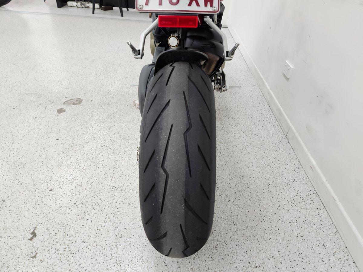2022 DUCATI STREETFIGHTER V4 SPORTS